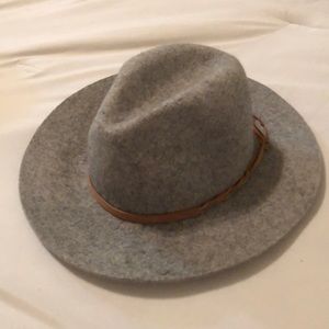 Beautiful 100% Wool Wide Brim Hat